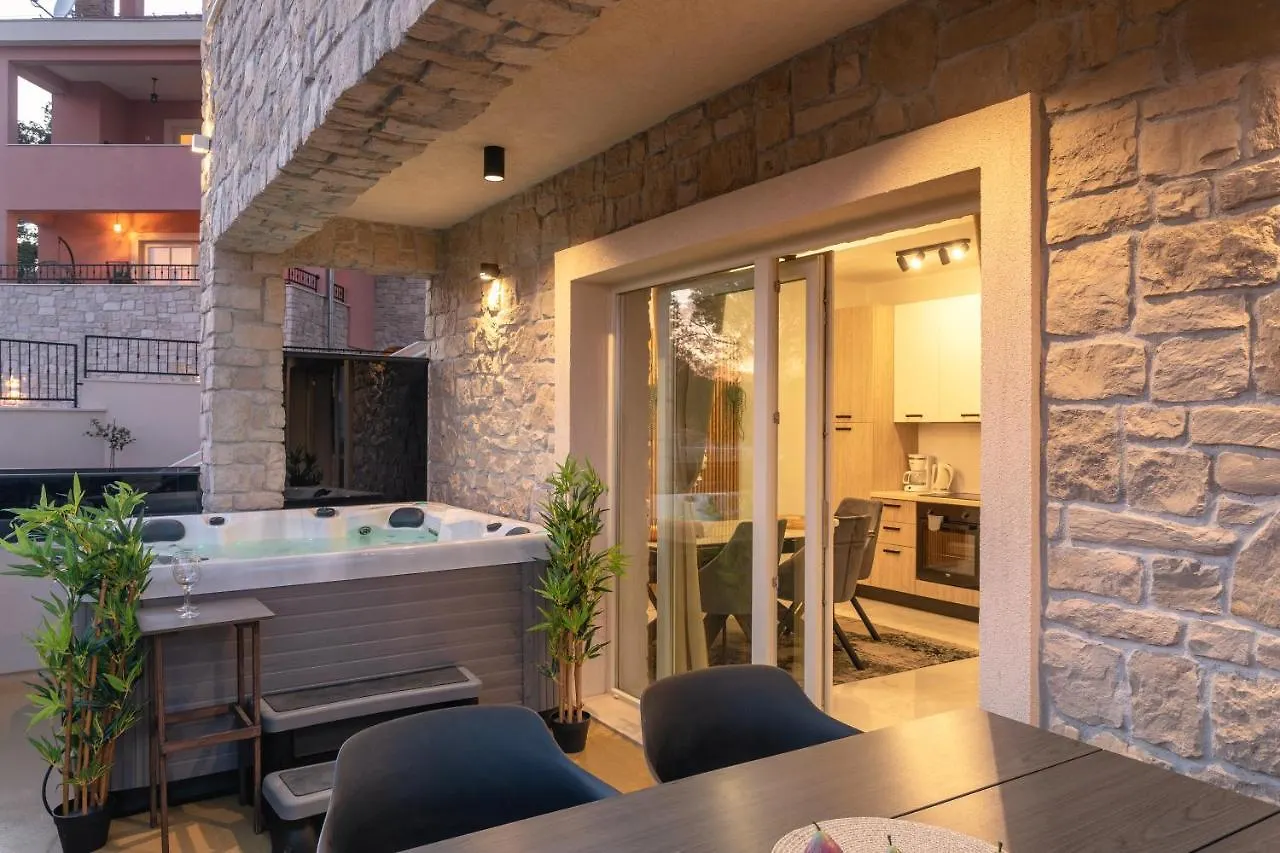 סאלי Teona Luxury Apartment With Jacuzzi And Terrace Sea View