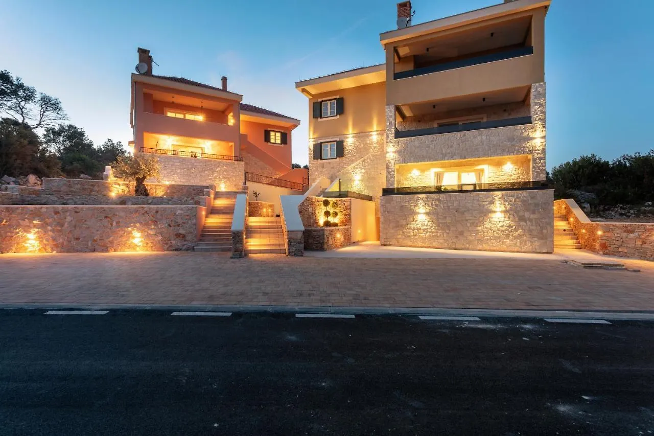 Teona Luxury Apartment With Jacuzzi And Terrace Sea View Sali
